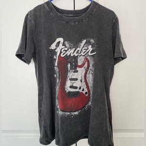 Oversized graphic tee 🎸